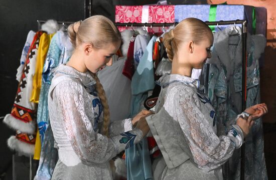 Russia Entertainment Siberian Dance Ensemble