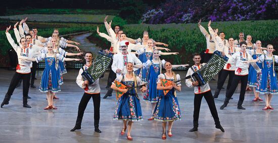 Russia Entertainment Siberian Dance Ensemble