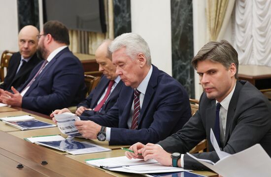 Russia Putin Microelectronics