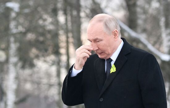 Russia Putin WWII Leningrad Siege Lifting Anniversary