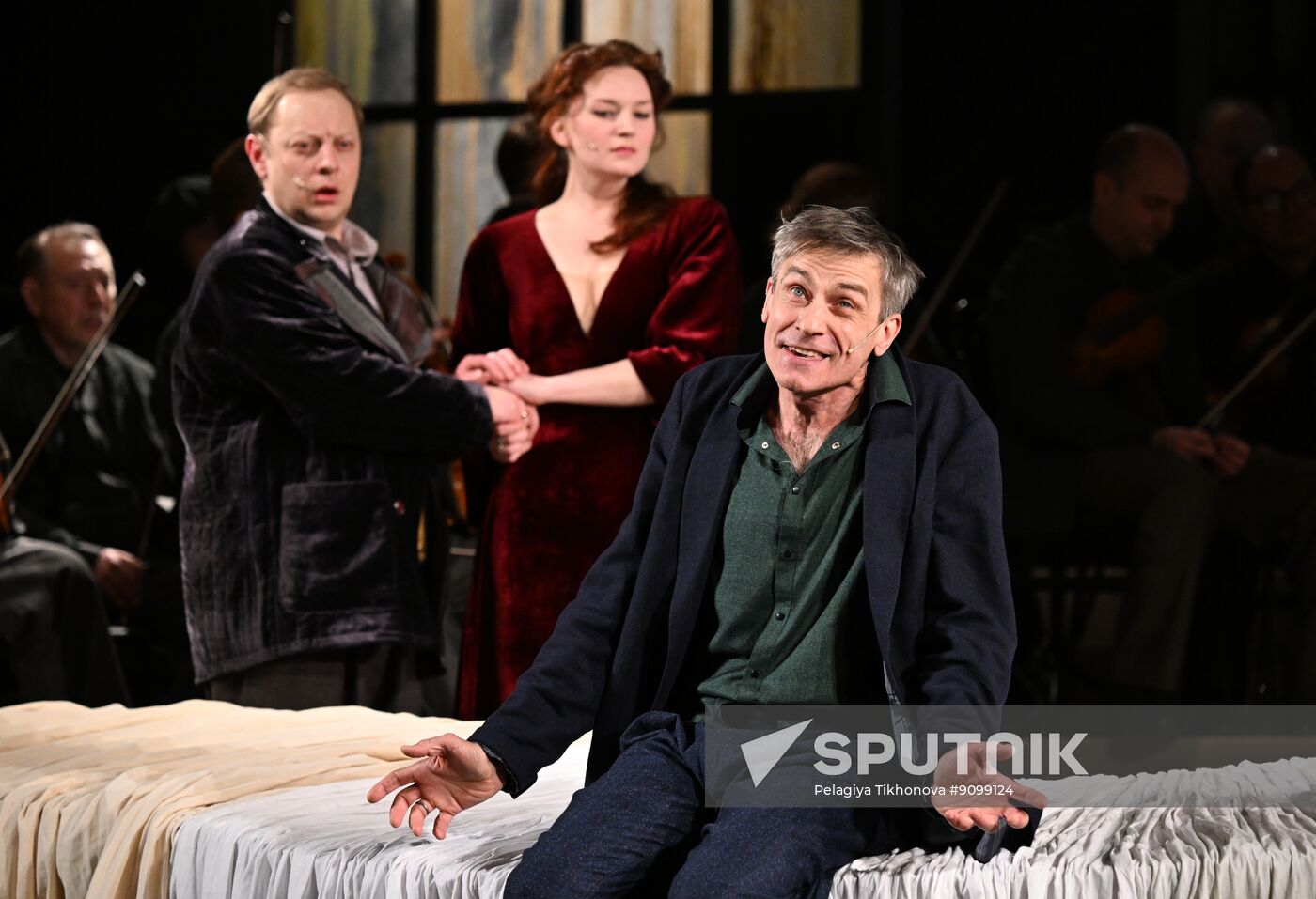 Russia Theatre About Love