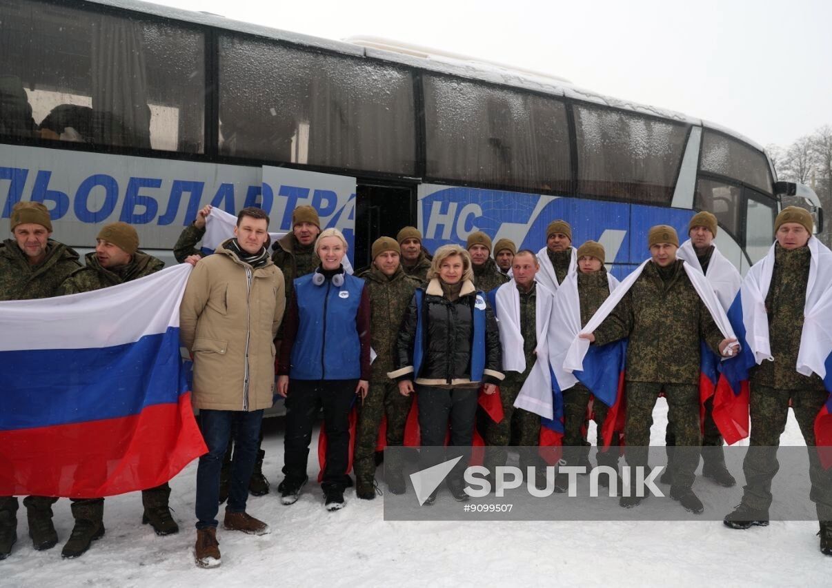 Russia Ukraine Military Operation POWs Exchange