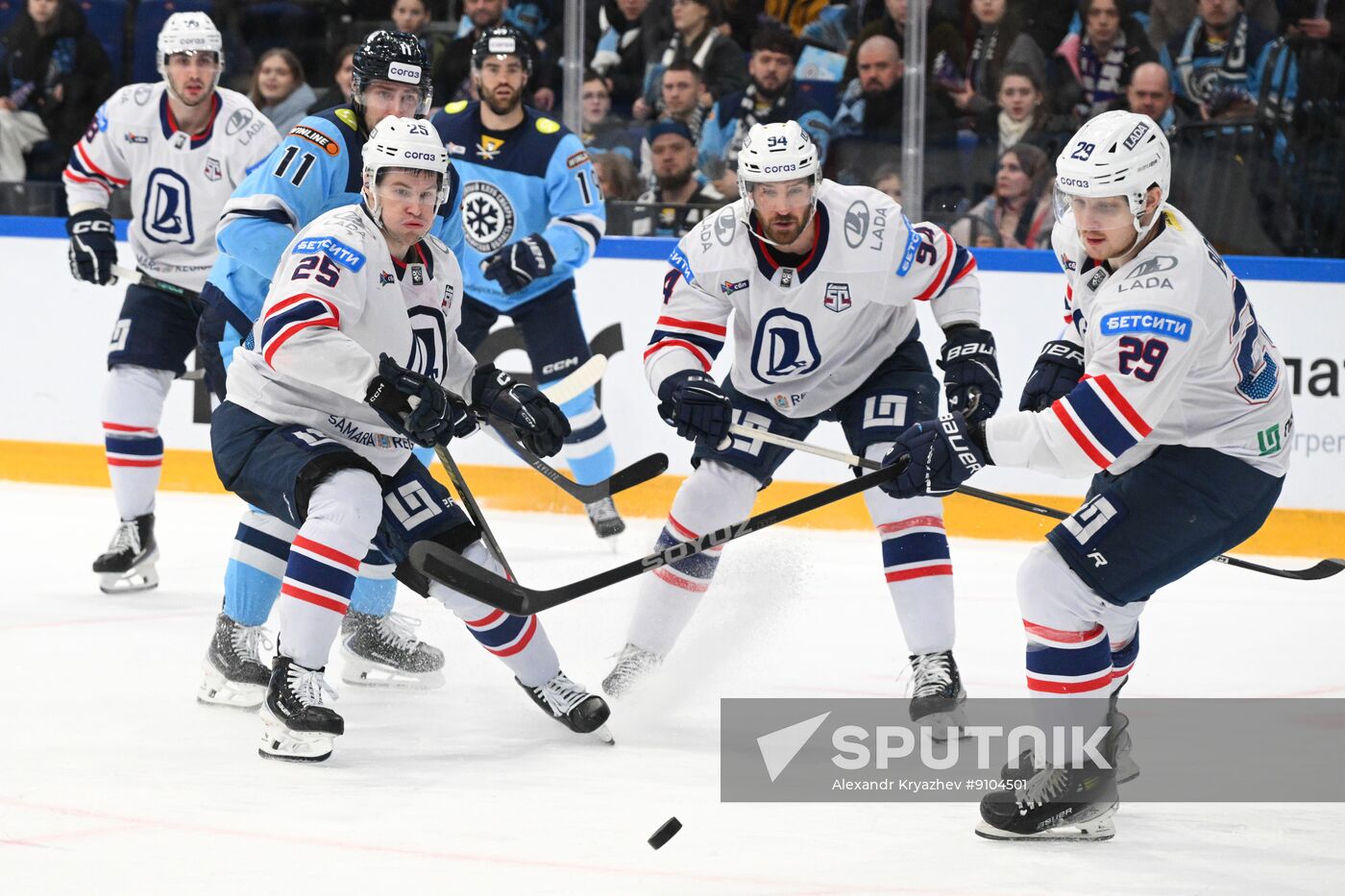 Russia Ice Hockey Kontinental League Sibir - Lada