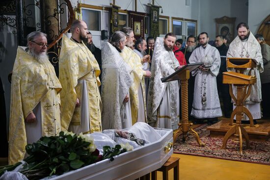 Russia Ukraine Military Operation Priest Death