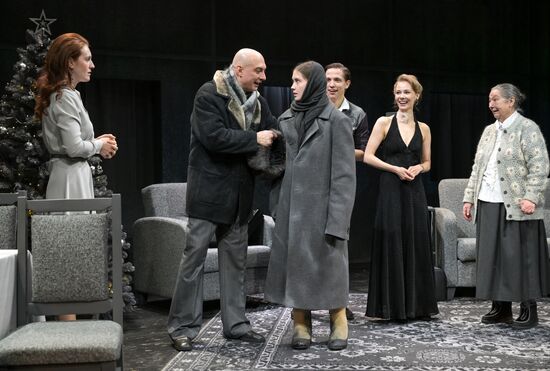 Russia Theatre Hurry to Do Good