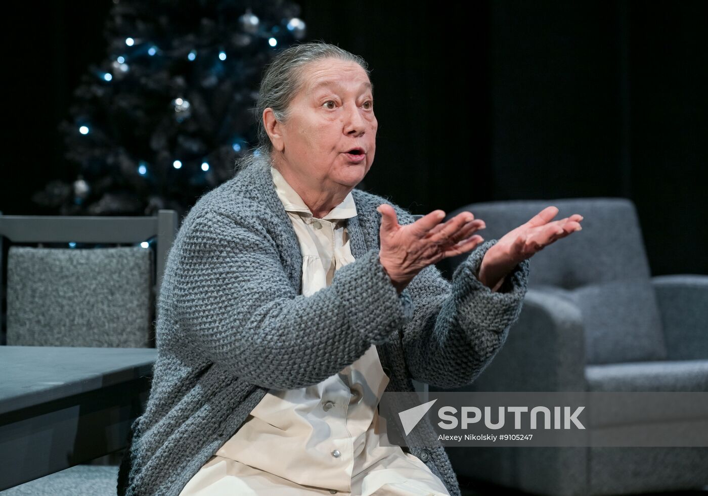 Russia Theatre Hurry to Do Good