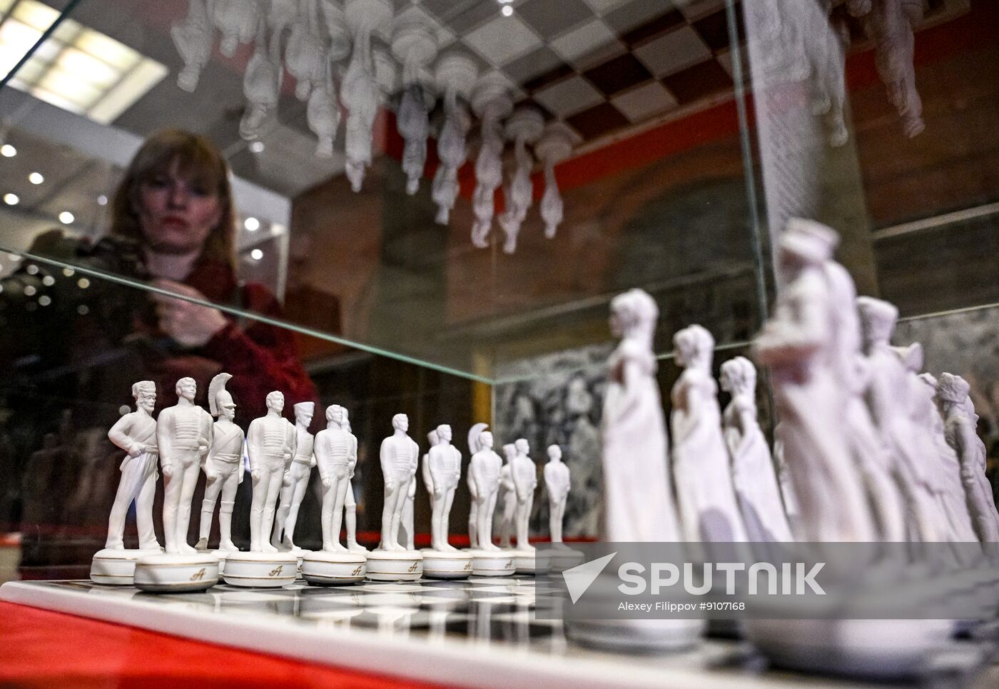 Russia Porcelain Sculpture Exhibition