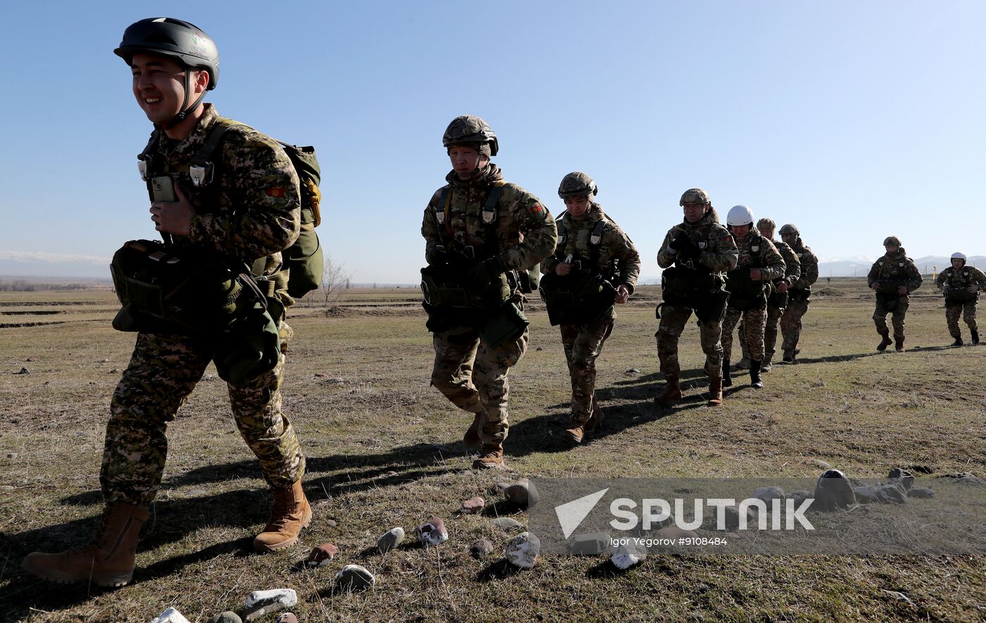 Kyrgyzstan Defence Parachute Training