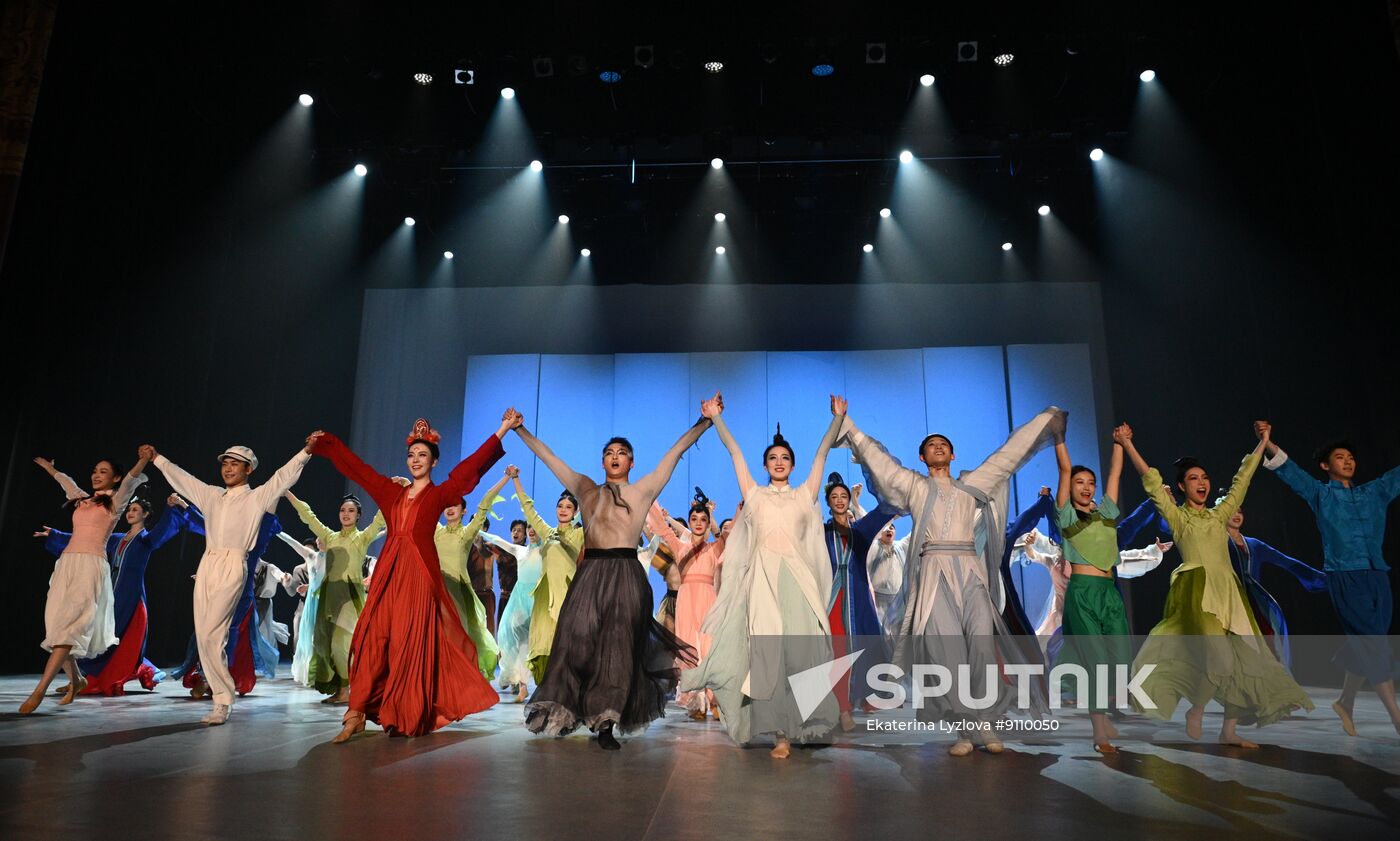 Russia Winter International Arts Festival