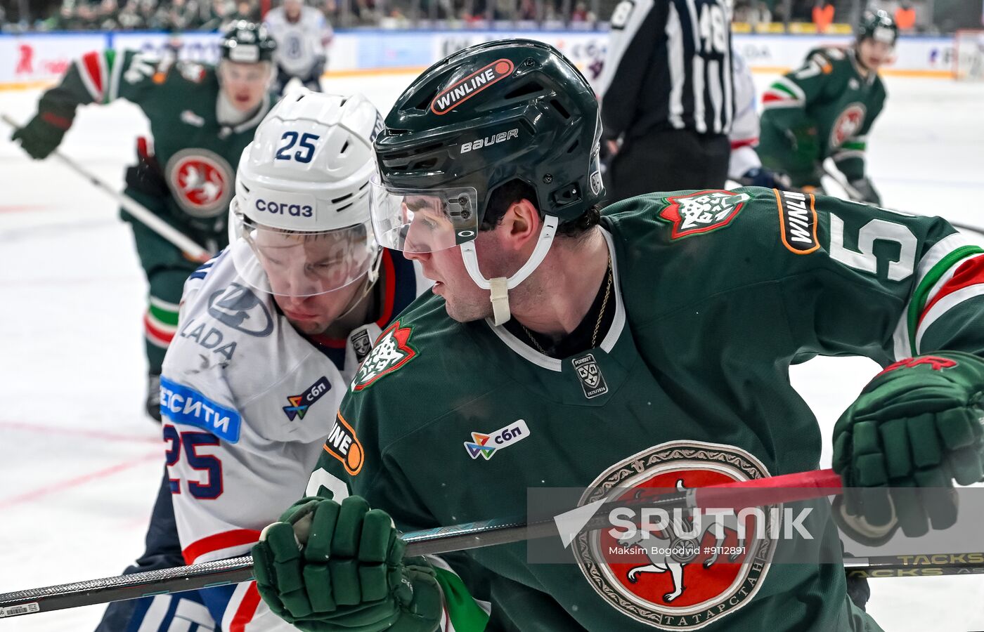 Russia Ice Hockey Kontinental League Ak Bars - Lada