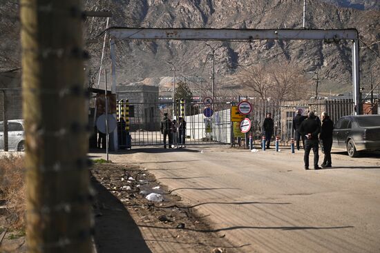 Armenia Iran Russians Evacuation