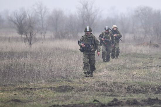 Russia Ukraine Military Operation Troops Training