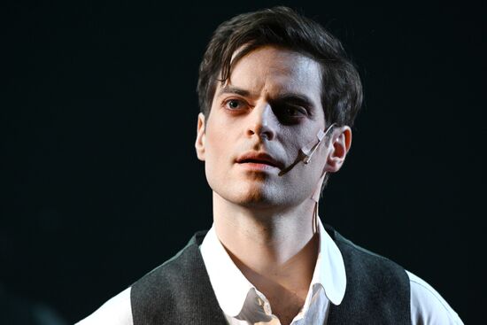 Russia Theatre Morphine