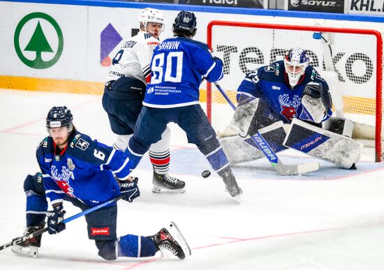 Russia Ice Hockey Kontinental League Torpedo - Metallurg