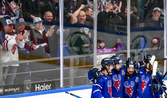 Russia Ice Hockey Kontinental League Torpedo - Metallurg