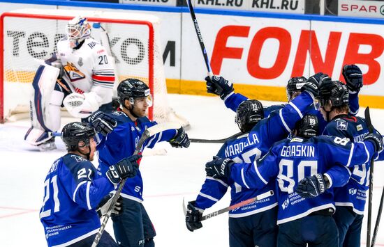 Russia Ice Hockey Kontinental League Torpedo - Metallurg