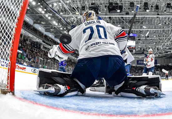 Russia Ice Hockey Kontinental League Torpedo - Metallurg
