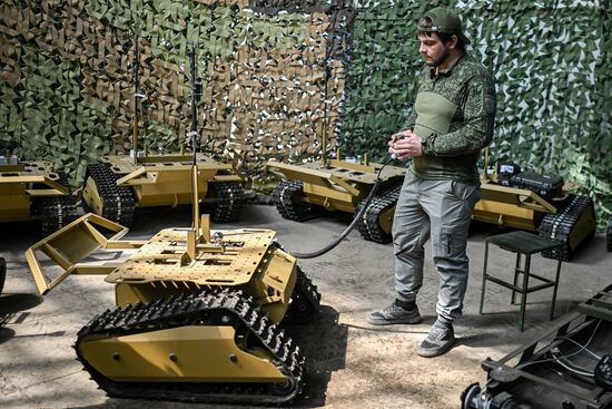 Russia Ukraine Military Operation Repair Unit