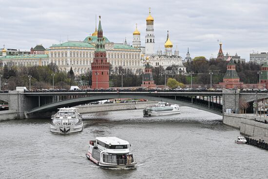 Russia River Navigation