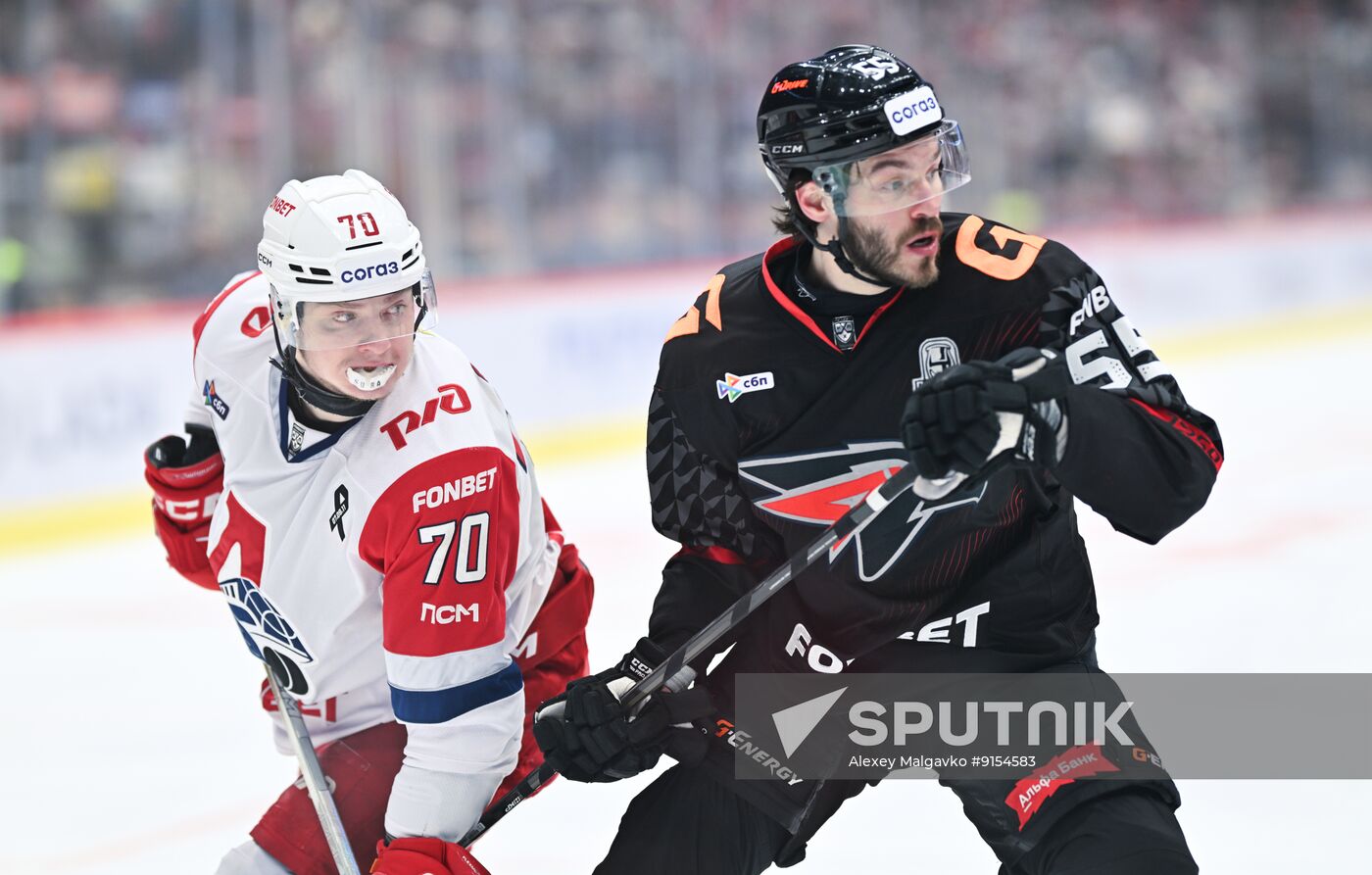 Russia Ice Hockey Kontinental League Avangard - Lokomotiv