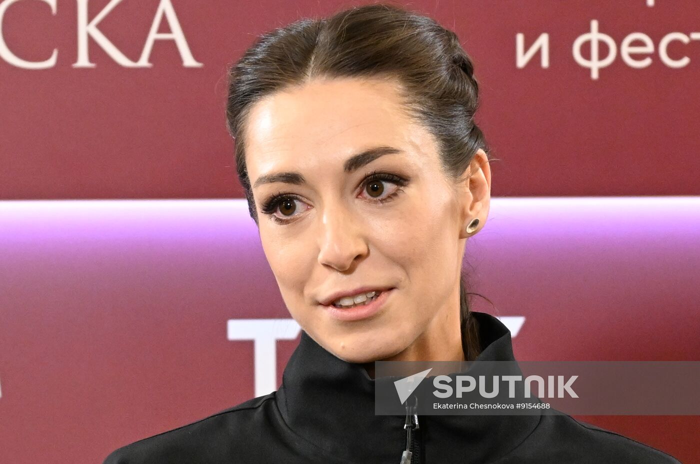 Russia Theatre Wuthering Heights