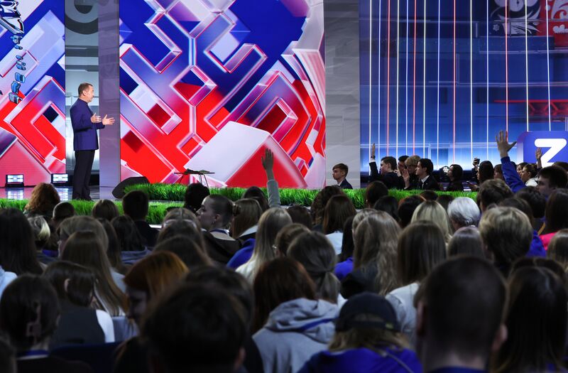 Russia Medvedev Znaniye Educational Marathon