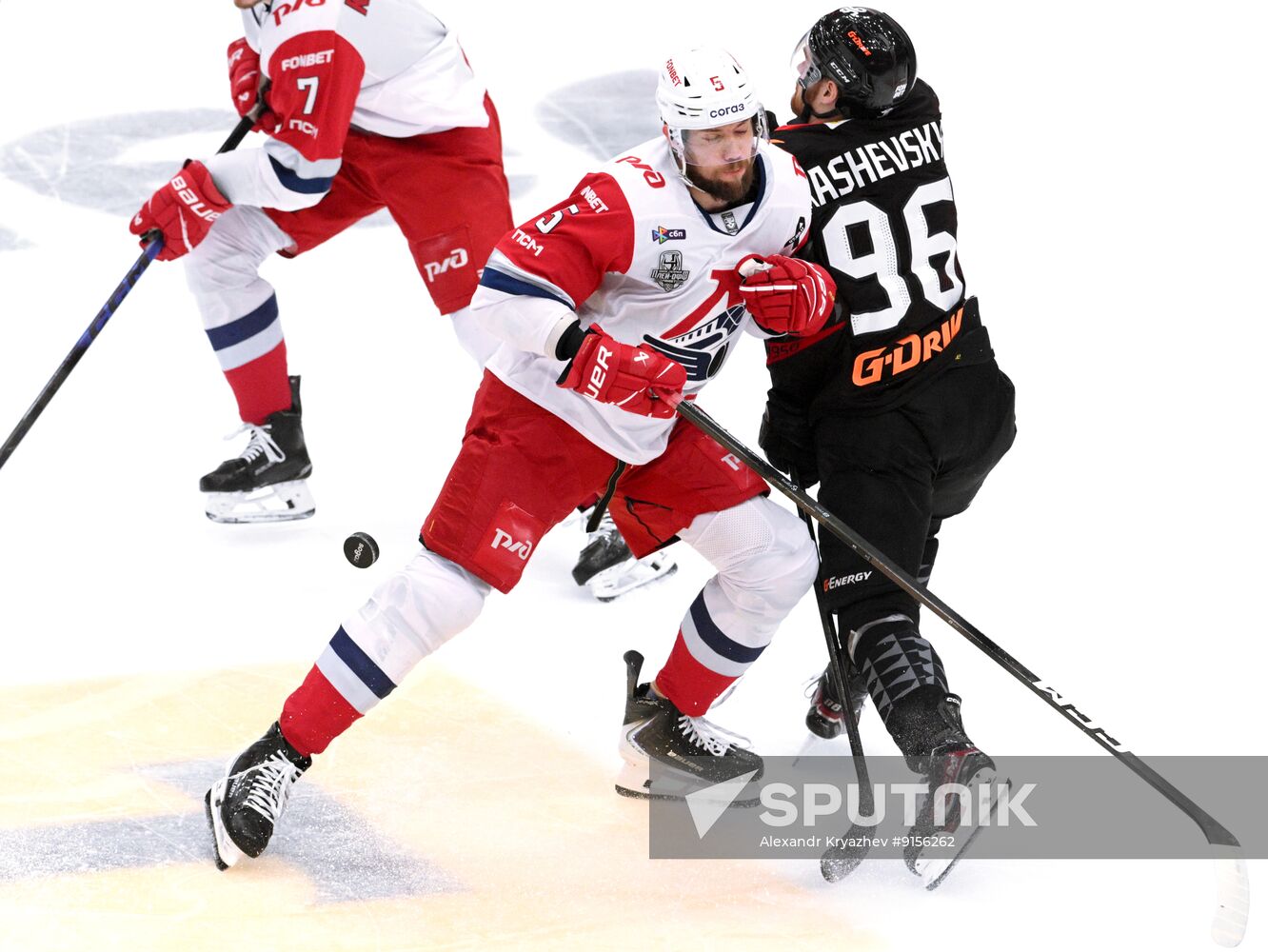 Russia Ice Hockey Kontinental League Avangard - Lokomotiv