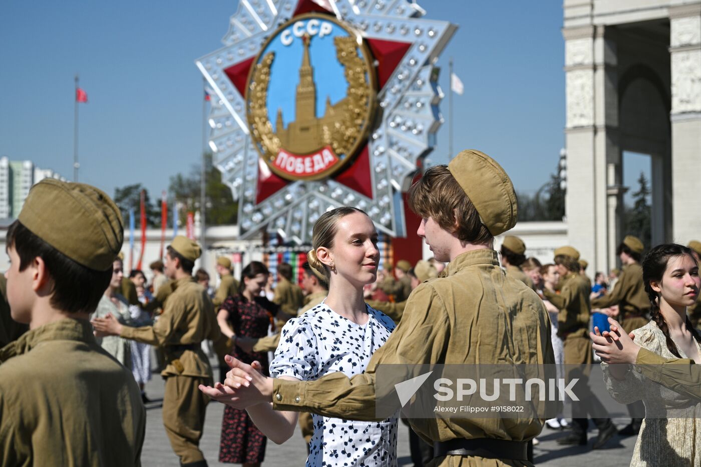 Russia WWII Victory Waltz Campaign