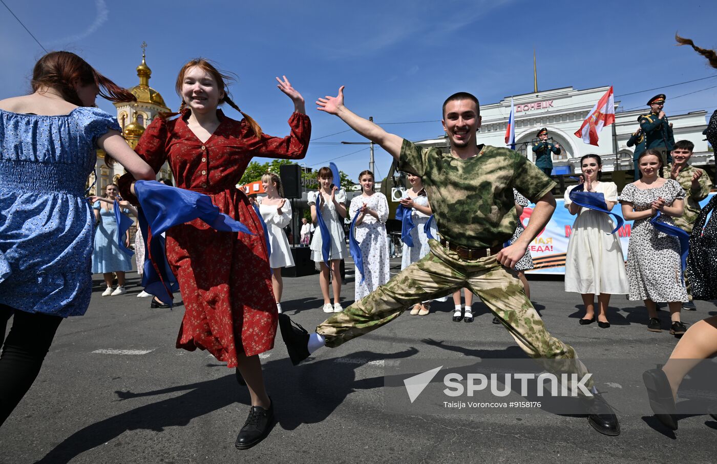 Russia WWII Victory Waltz Campaign