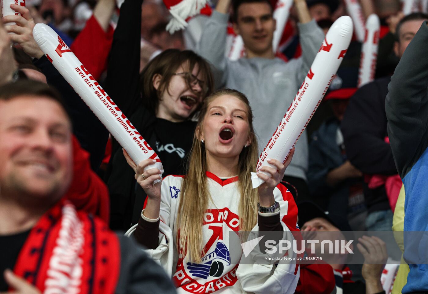 Russia Ice Hockey Kontinental League Lokomotiv - Avangard