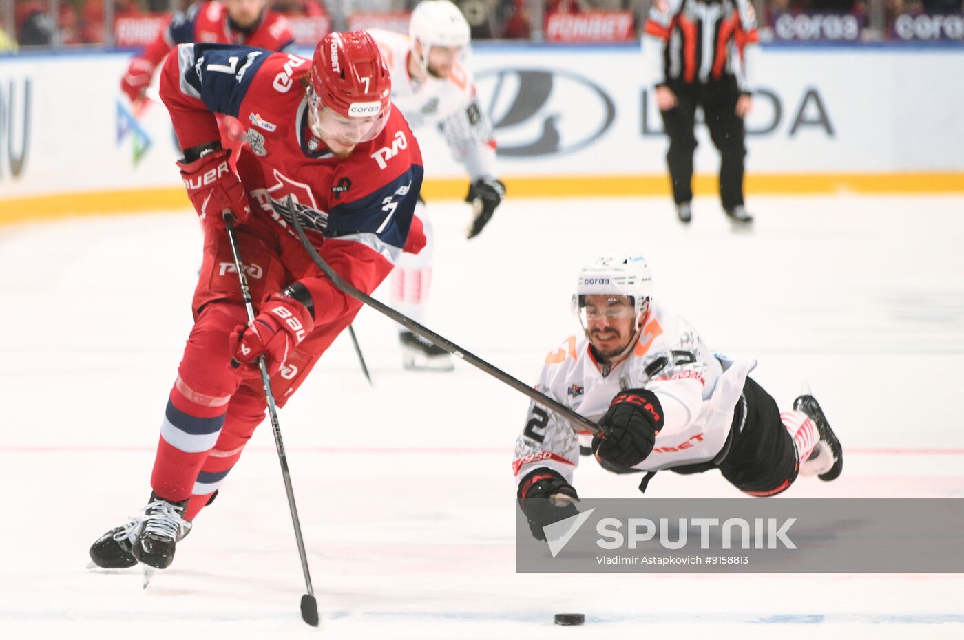 Russia Ice Hockey Kontinental League Lokomotiv - Avangard