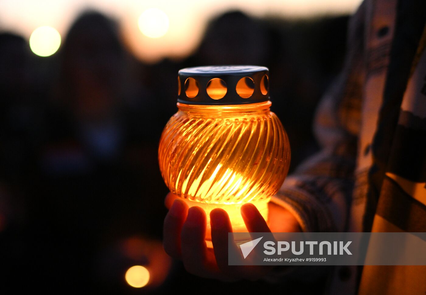 Russia WWII Memory Candle Campaign