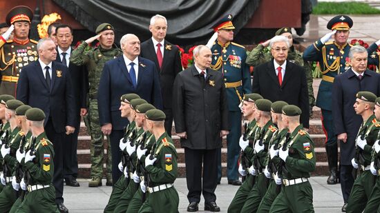 Russia WWII Victory Day Wreath Laying