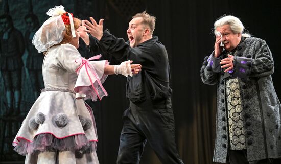 Russia Theatre Marriage of Figaro