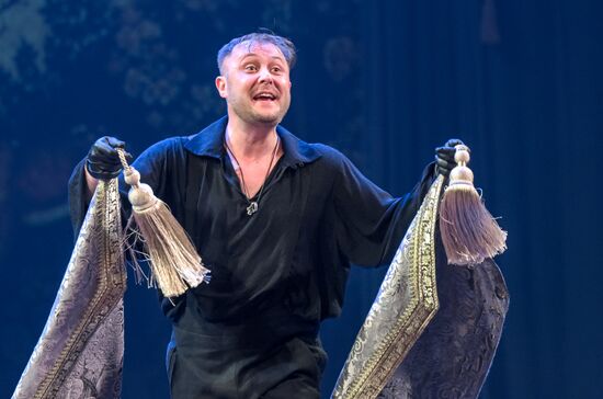 Russia Theatre Marriage of Figaro