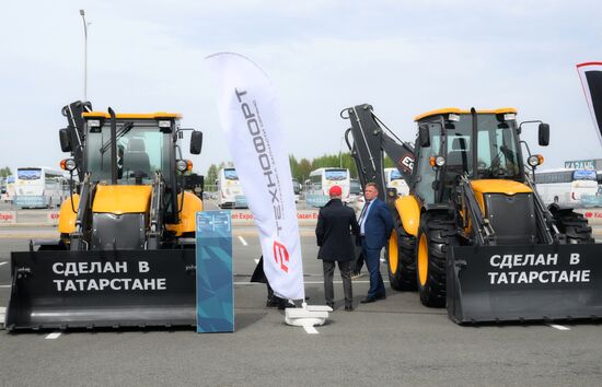 The 17th International Economic Forum Russia-Islamic World: KAZANFORUM 2026. ELAZ BL-880 (Technofort) backhoe loaders are displayed at the outdoor exhibition of machinery. Location: Russia, Republic of Tatarstan, Kazan. Author: Maksim Bogodvid/Sputnik. KAZANFORUM 2026