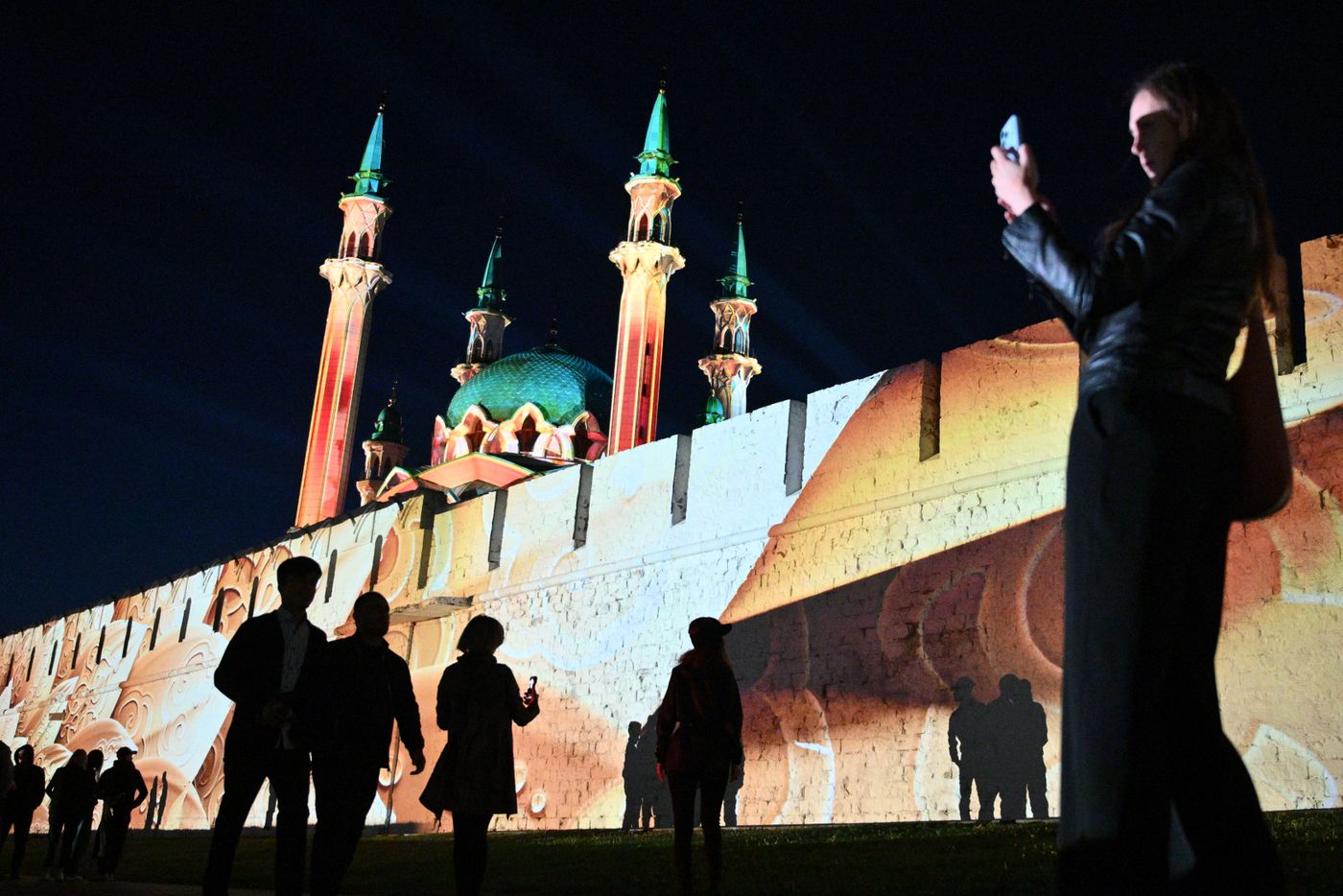 KAZANFORUM 2026. Zen light mapping show projected onto Kazan Kremlin walls