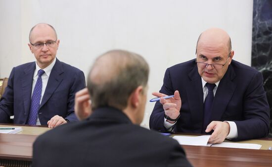 Russia Putin Economy