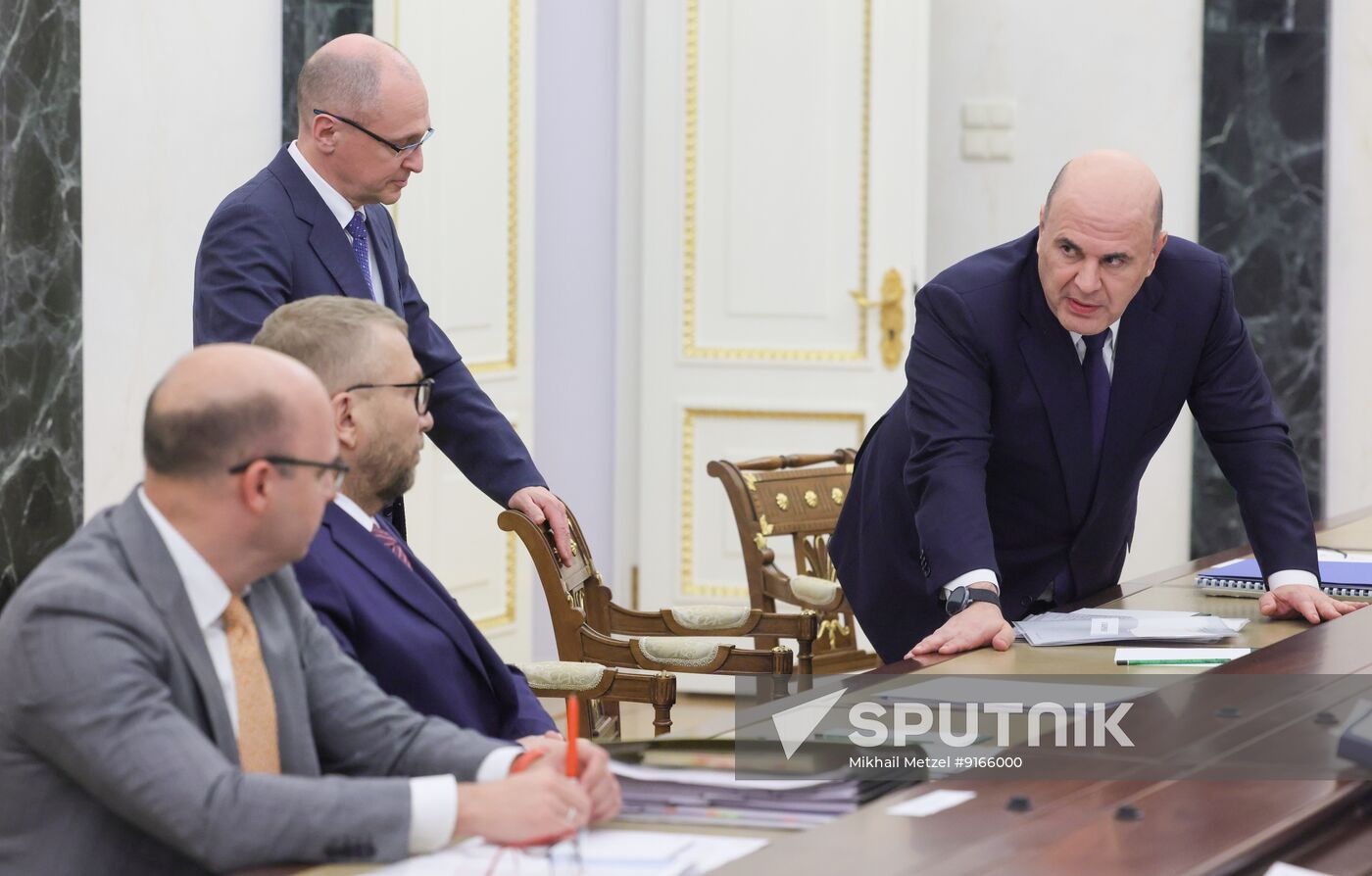 Russia Putin Economy