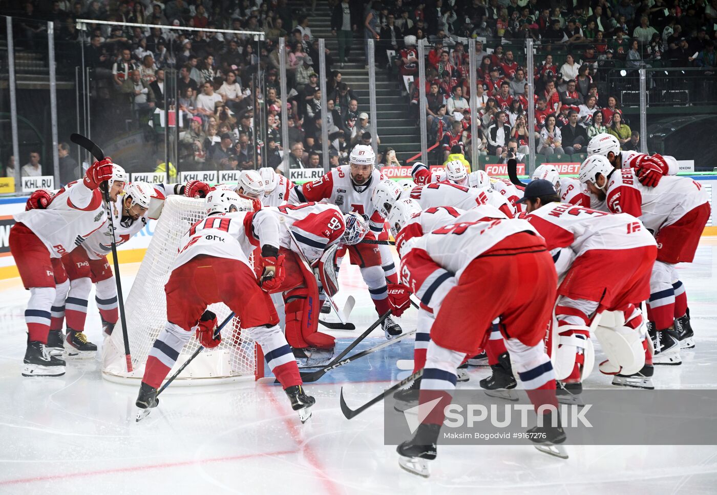 Russia Ice Hockey Kontinental League Ak Bars - Lokomotiv