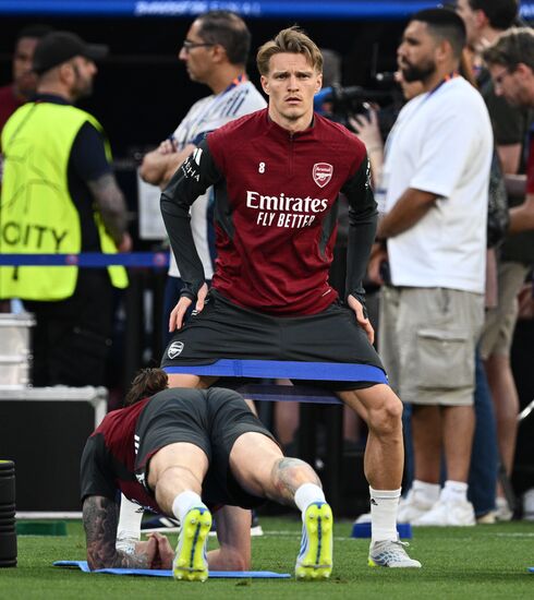 Hungary Soccer Champions League Arsenal Training