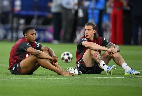 Hungary Soccer Champions League Arsenal Training