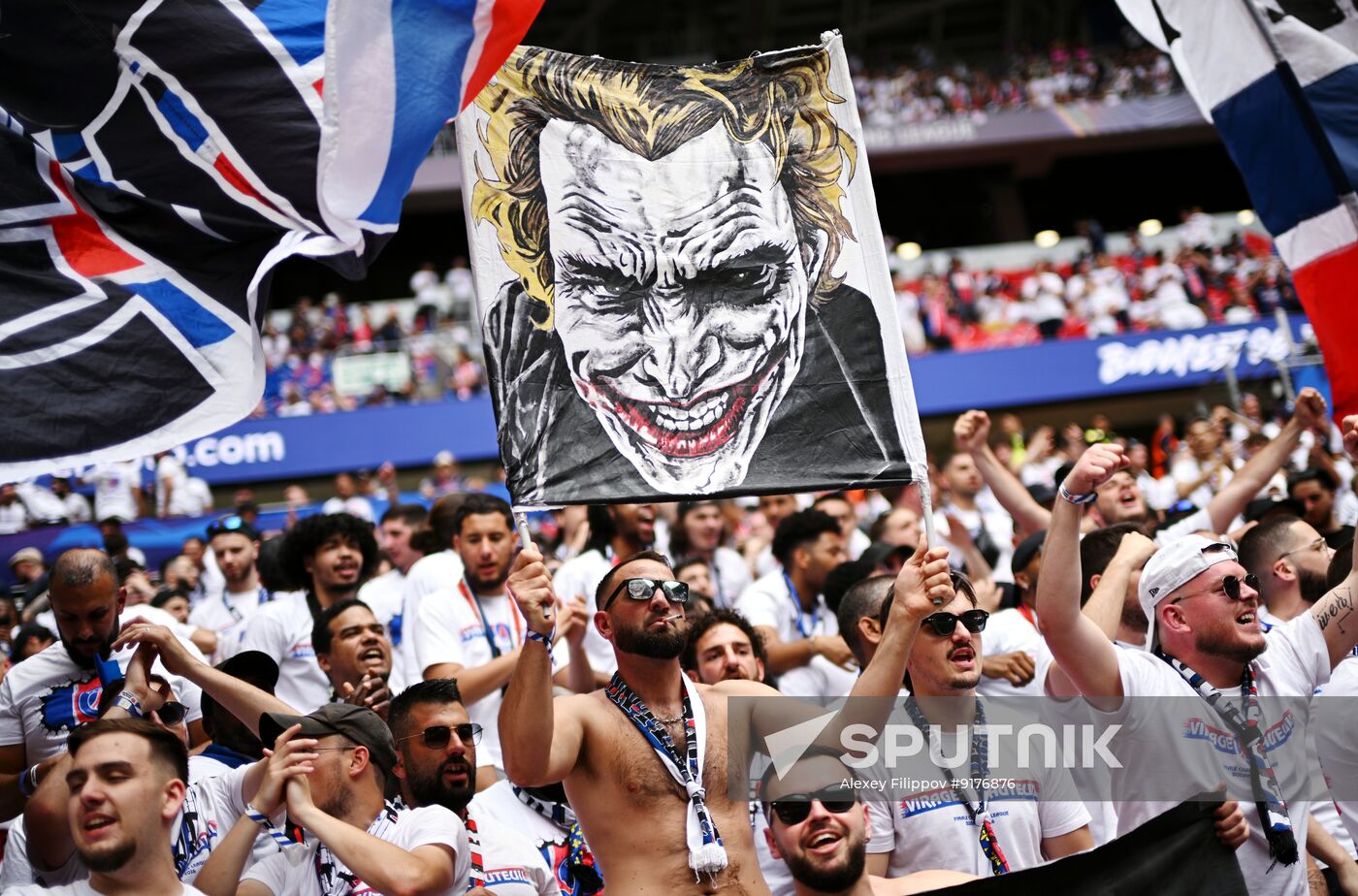 Hungary Soccer Champions League PSG - Arsenal