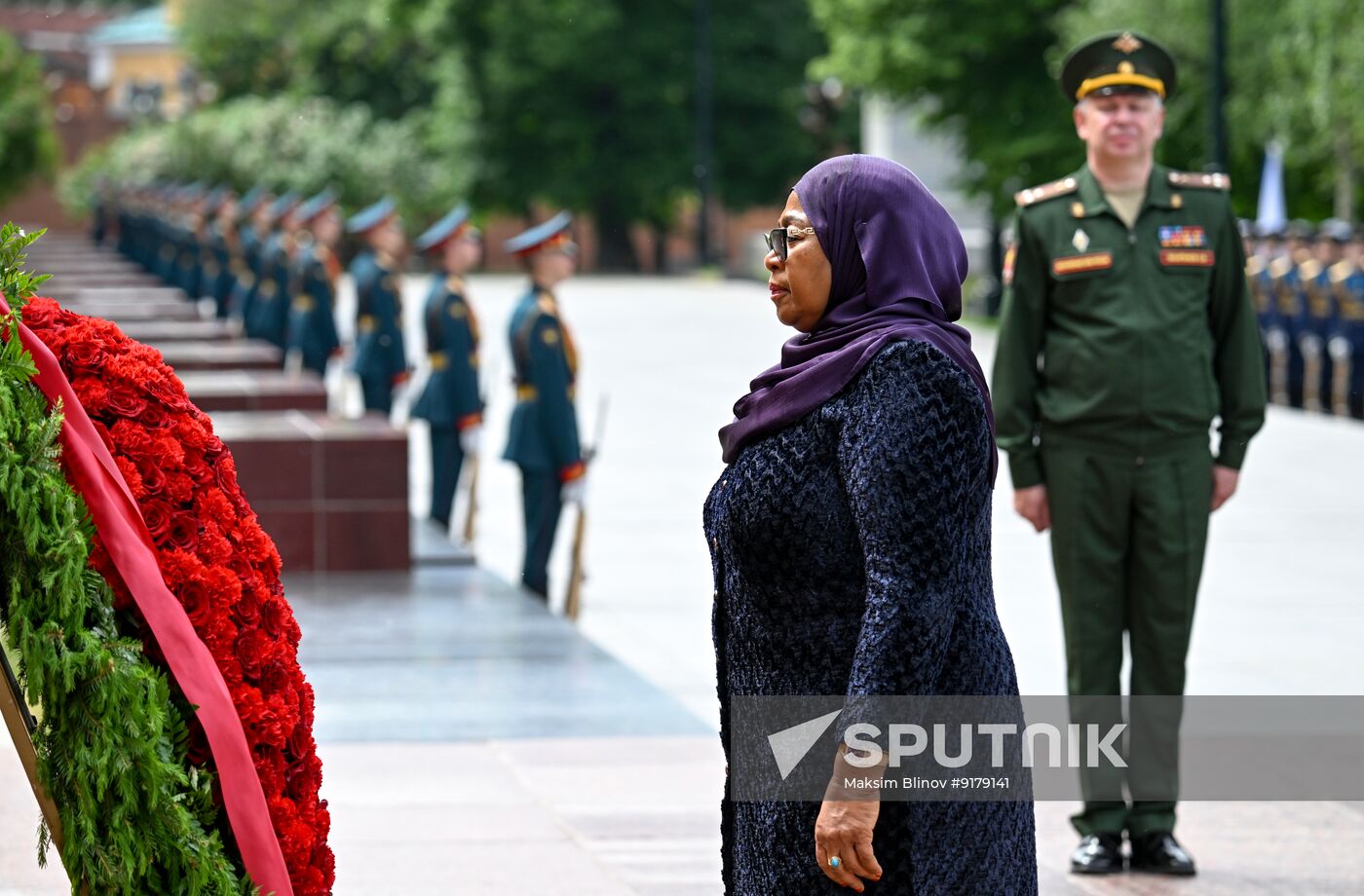 Russia Tanzania Wreath Laying