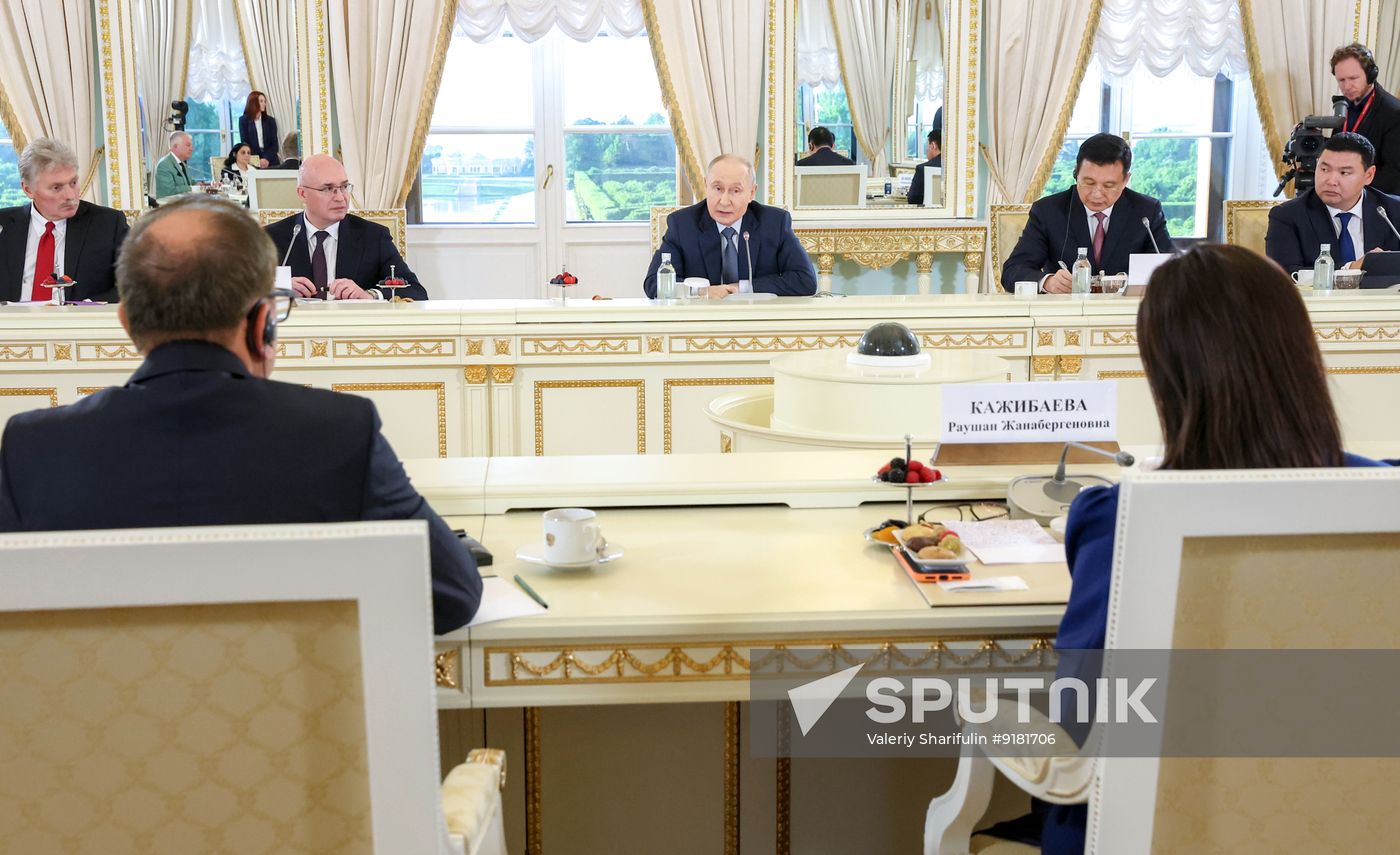 Russia Putin International News Agencies Heads