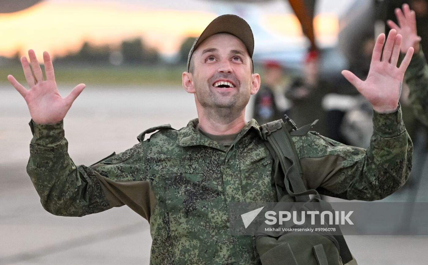 Russia Ukraine Military Operation POWs Exchange