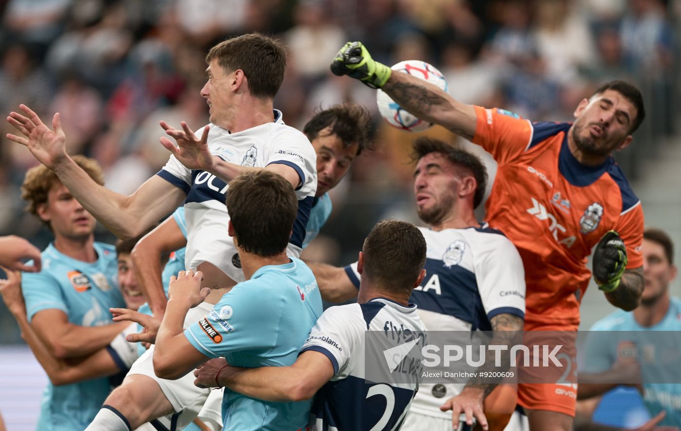Russia Soccer Super Series Zenit - Gimnasia