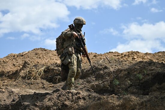 Russia Ukraine Military Operation Snipers Training