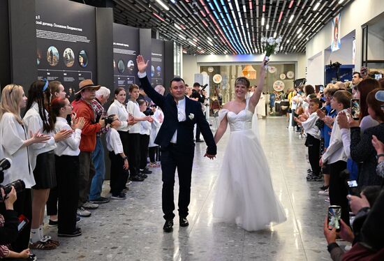 Russia Nationwide Wedding Festival