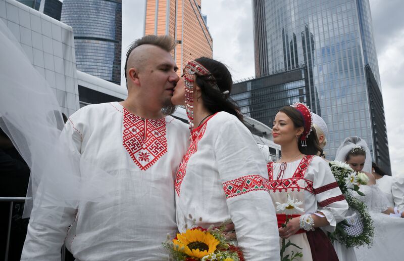 Russia Nationwide Wedding Festival